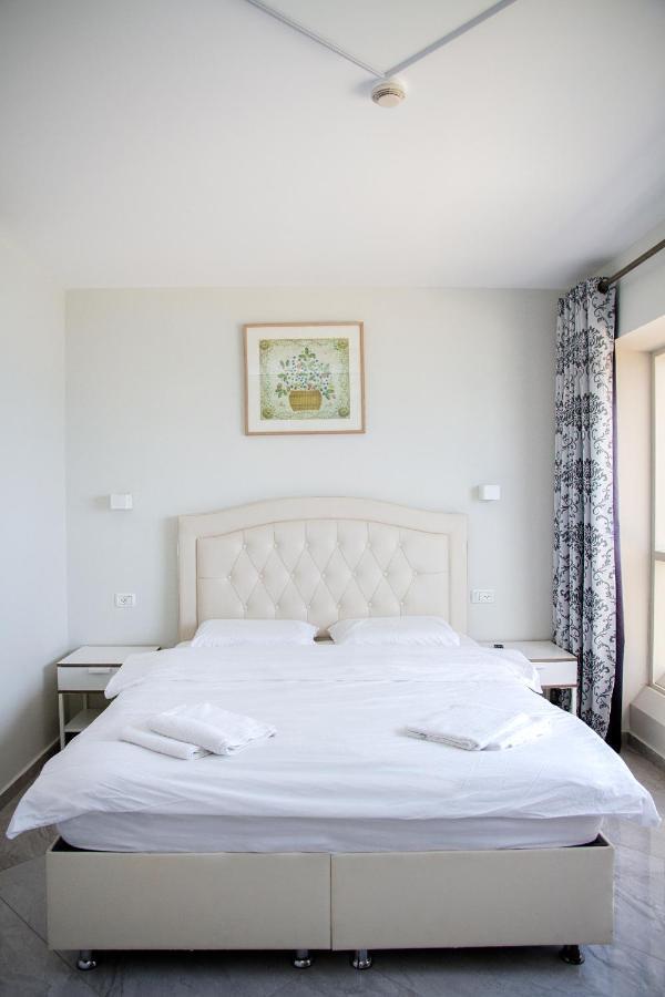 Apartments4You Leonardo 11 Bat Yam Εξωτερικό φωτογραφία